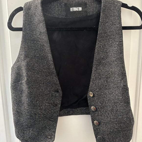 Reformation Gray Tweed Vest - Picture 2 of 4